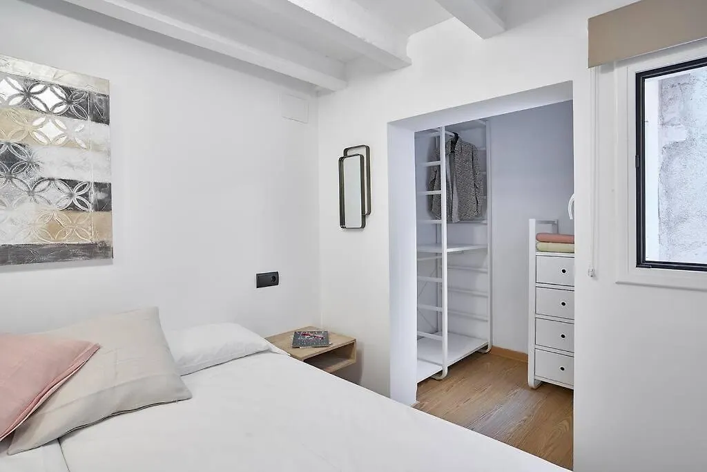 Bebarceloner Eixample Duplex Apartments