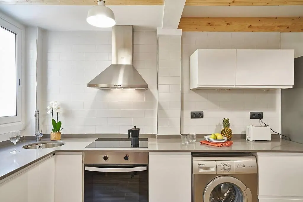 Bebarceloner Eixample Duplex Apartments