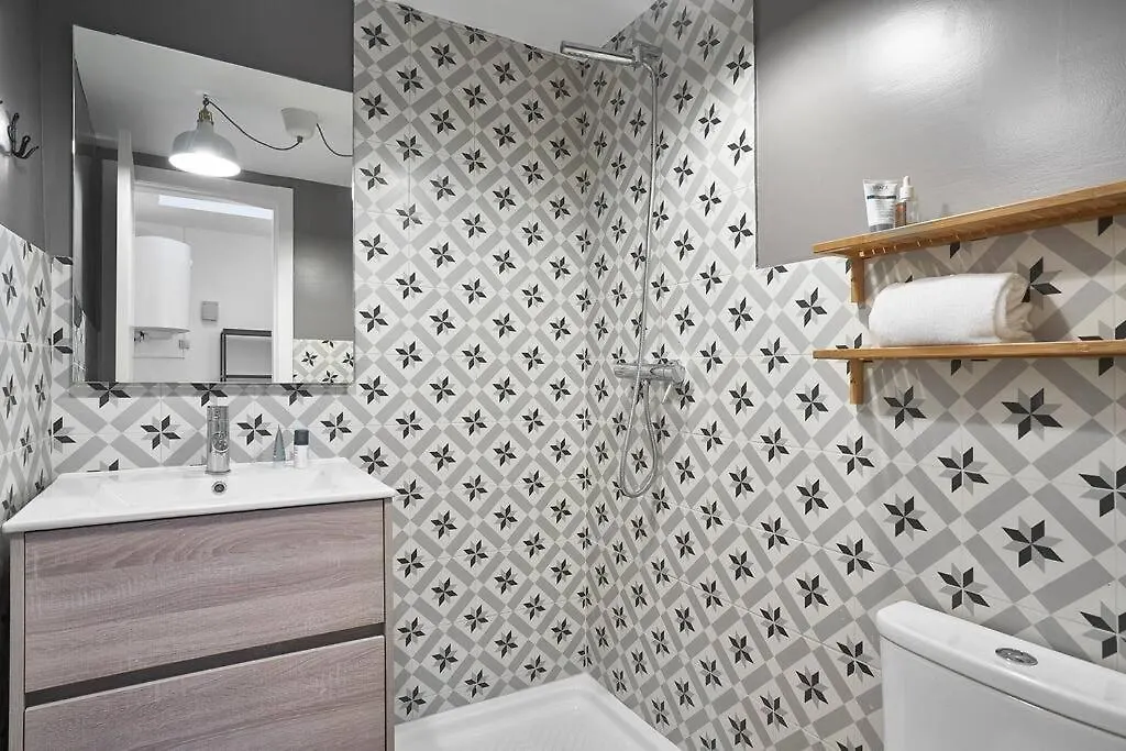 Bebarceloner Eixample Duplex Apartments