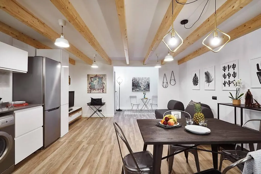 Bebarceloner Eixample Duplex Apartments Barcelona