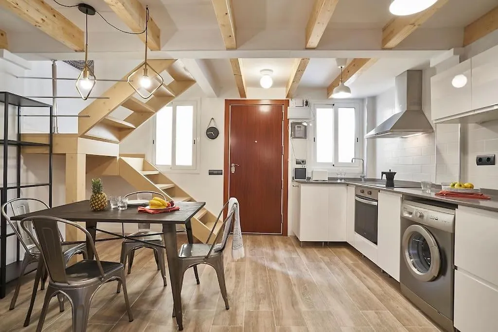 Bebarceloner Eixample Duplex Apartments